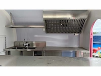 Roze food truck trailer - afbeelding 24 van  29