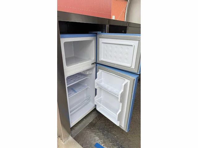 Roze food truck trailer - afbeelding 28 van  29