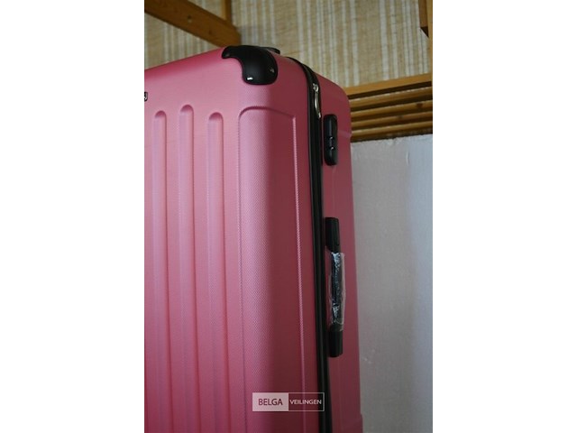 Roze reiskoffer ±74x48x30cm - afbeelding 3 van  4
