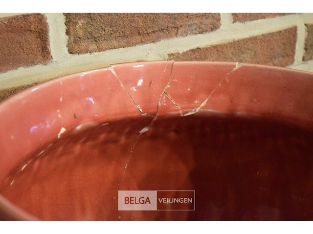 Roze zuil met bloempot licht beschadigd - afbeelding 4 van  4