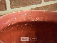 Roze zuil met bloempot licht beschadigd - afbeelding 4 van  4