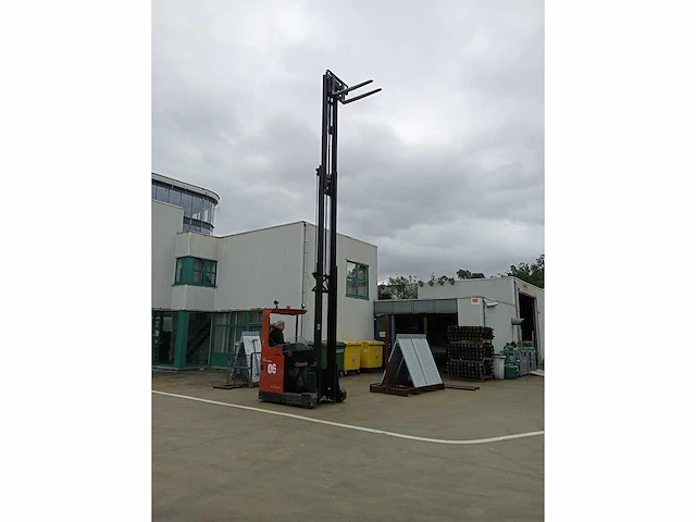 Rr82/15 - reach truck - afbeelding 2 van  9
