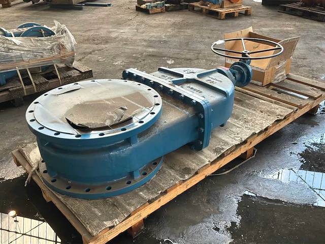 Rt valvole industriale - various process equipment and machines (2x) - afbeelding 3 van  5
