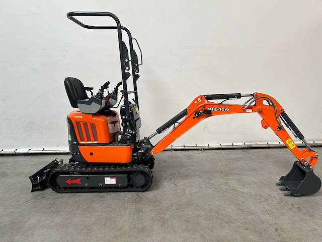 Rte - 2025 - 12-6 - minigraafmachine kubota euro 5 - afbeelding 12 van  36