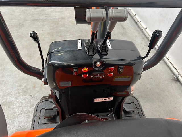 Rte - 2025 - 12-6 - minigraafmachine kubota euro 5 - afbeelding 19 van  36