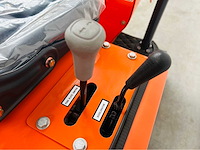 Rte - 2025 - cre102 - minigraafmachine 1020kg - afbeelding 4 van  17