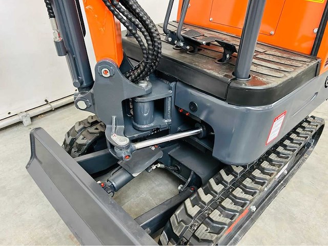 Rte - 2025 - cre112 - mini graver euro5 - afbeelding 24 van  34