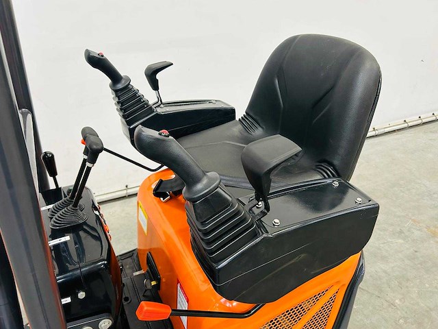 Rte - 2025 - cre120 - minigraafmachine kubota euro 5 - afbeelding 8 van  15