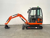 Rte - 2025 - cre213 - minigraafmachine kubota euro 5 met cabine - afbeelding 3 van  39