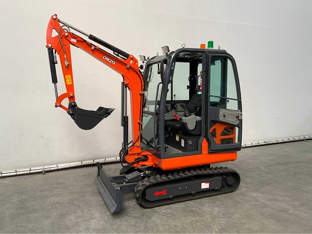 Rte - 2025 - cre213 - minigraafmachine kubota euro 5 met cabine - afbeelding 31 van  34
