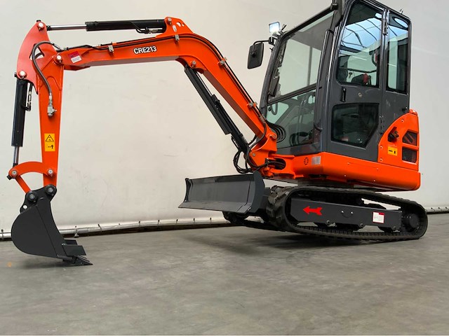 Rte - 2025 - cre213 - minigraafmachine kubota euro 5 met cabine - afbeelding 7 van  34