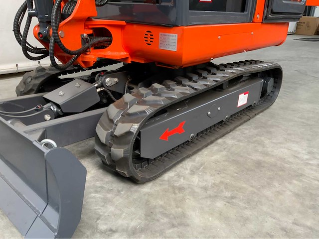 Rte - 2025 - cre213 - minigraafmachine kubota euro 5 met cabine - afbeelding 16 van  34