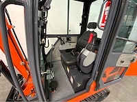 Rte - 2025 - cre213 - minigraafmachine kubota euro 5 met cabine - afbeelding 17 van  34