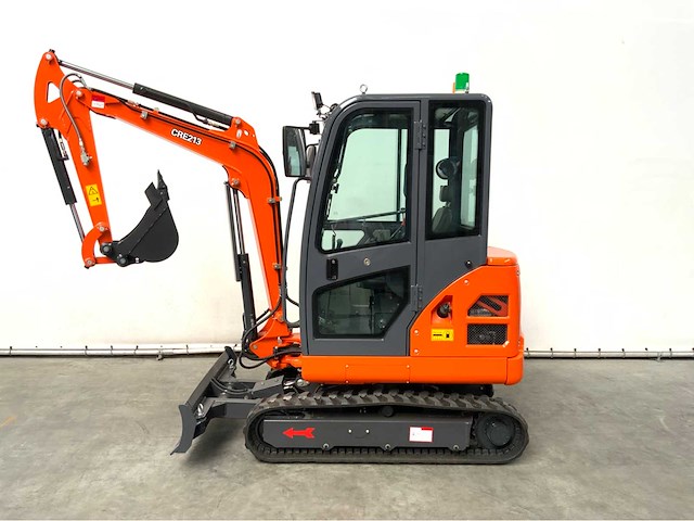 Rte - 2025 - cre213 - minigraafmachine kubota euro 5 met cabine - afbeelding 11 van  34