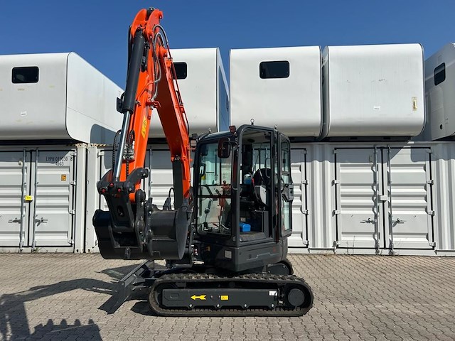 Rte - 2025 - cre380 - graafmachine kubota euro 5 3800kg - afbeelding 5 van  24