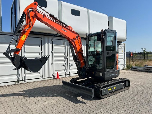 Rte - 2025 - cre380 - graafmachine kubota euro 5 3800kg - afbeelding 1 van  24