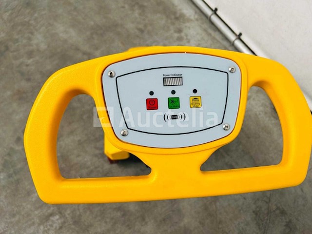 Rte - 2025 - fs30 - vloerschrobzuigmachine - afbeelding 6 van  12