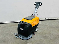 Rte - 2025 - fs40 - vloerschrobzuigmachine - afbeelding 4 van  14