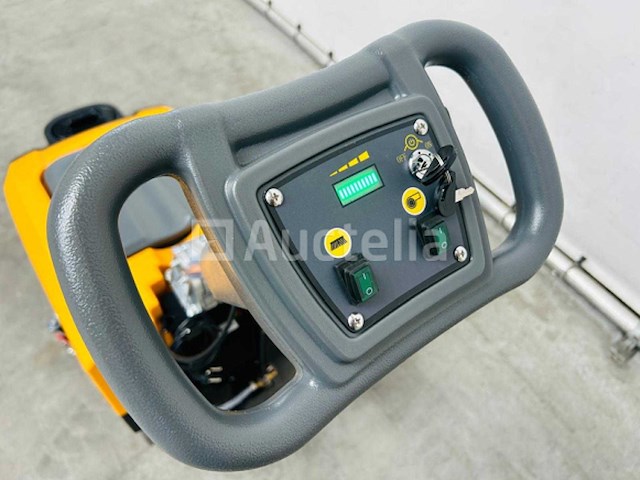 Rte - 2025 - fs40 - vloerschrobzuigmachine - afbeelding 5 van  14