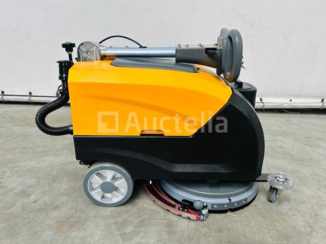 Rte - 2025 - fs40 - vloerschrobzuigmachine - afbeelding 13 van  14