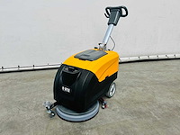 Rte - 2025 - fs40 - vloerschrobzuigmachine - afbeelding 5 van  11