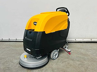 Rte - 2025 - fs50 - vloerschrobzuigmachine - afbeelding 13 van  21