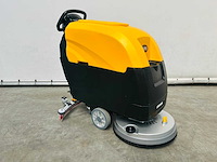 Rte - 2025 - fs50 - vloerschrobzuigmachine - afbeelding 3 van  9