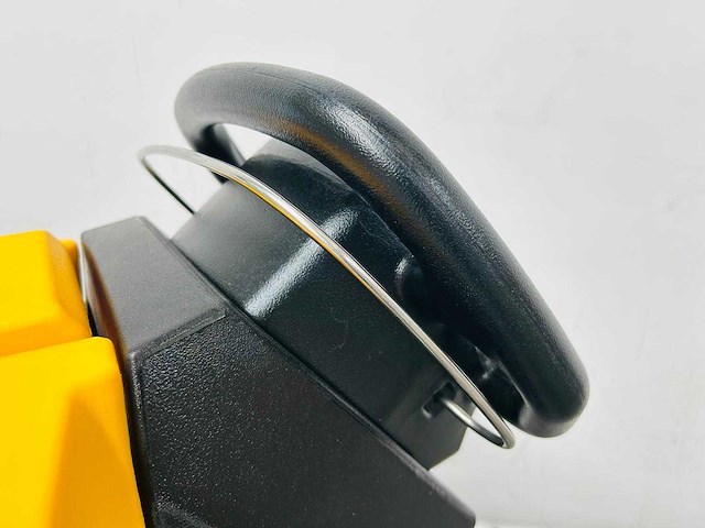 Rte - 2025 - fs50-sd - vloerschrobzuigmachine zelfrijdend - afbeelding 11 van  14