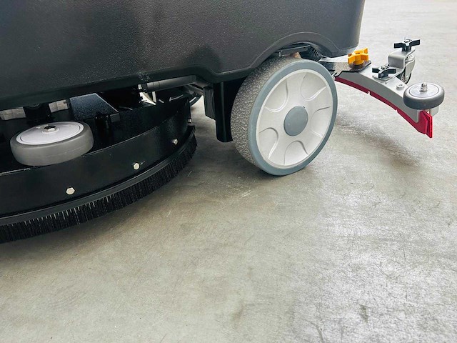 Rte - 2025 - rofs-70 - zelfrijdende schrobzuigmachine - afbeelding 11 van  20