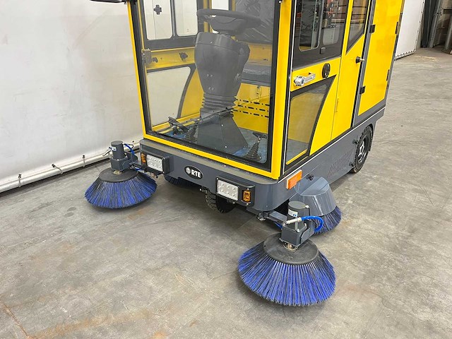Rte - 2025 - st150 - veegmachine - afbeelding 5 van  29