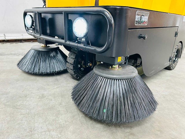 Rte - 2025 - sw80 - zelfrijdende veegmachine - afbeelding 13 van  23