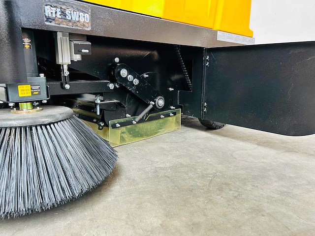 Rte - 2025 - sw80 - zelfrijdende veegmachine - afbeelding 5 van  16