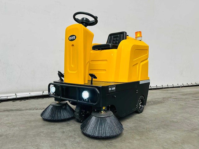 Rte - 2025 - sw80 - zelfrijdende veegmachine - afbeelding 1 van  23