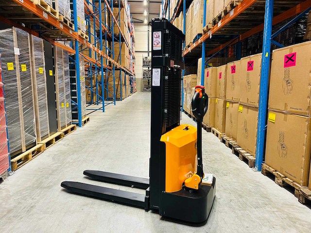 Rte - 2026 - 7860 - stapelaar 2.5m - afbeelding 1 van  11