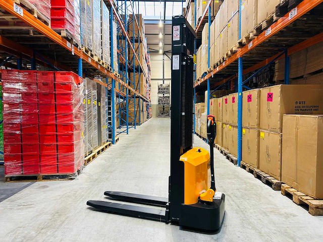 Rte - 2026 - 7862 - stapelaar 3.5m - afbeelding 1 van  10