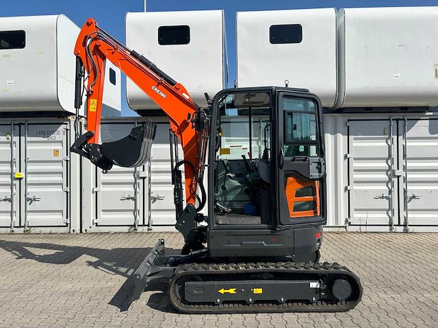 Rte - 2026 - cre380 - minigraafmachine 3800kg - afbeelding 10 van  22