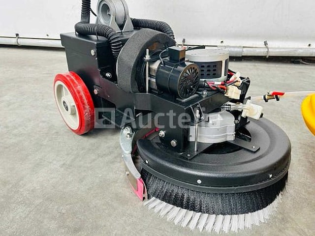 Rte - 2026 - fs30 - vloerschrobzuigmachine - afbeelding 5 van  10