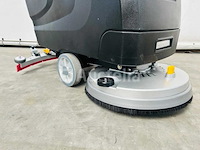 Rte - 2026 - fs50 - vloerschrobzuigmachine - afbeelding 2 van  15
