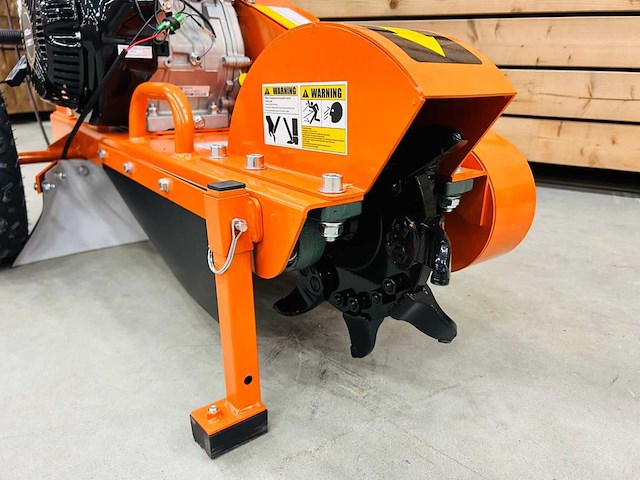 Rte - 6777 - stump grinder / stobbenfrees benzine - afbeelding 4 van  7
