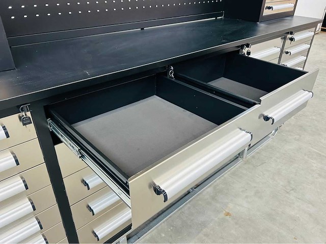 Rte - 7398 - garagewerkbank 2850x670x1890mm - afbeelding 7 van  9