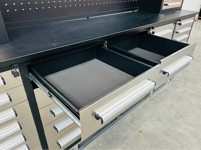 Rte - 7398 - garagewerkbank 2850x670x1890mm - afbeelding 5 van  9