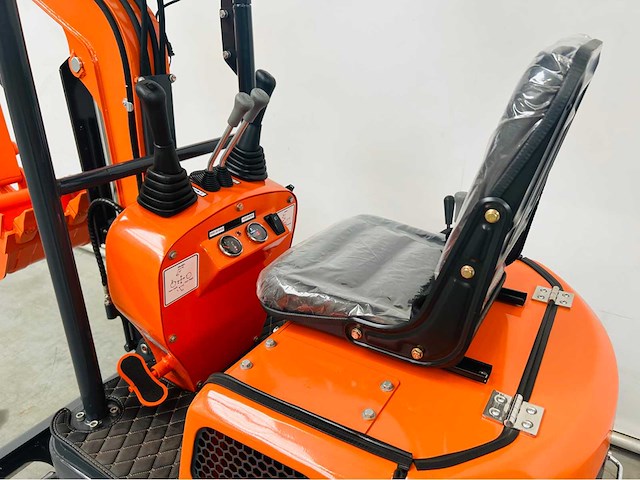 Rte - cre102 - mini-excavator - 2025 - afbeelding 10 van  24