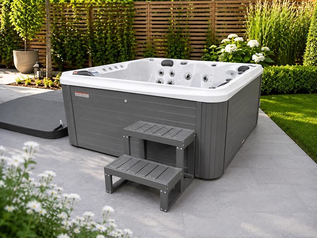 Rte jacuzzi jacuzzi 64 jets balboa - nordic insulation - afbeelding 3 van  8