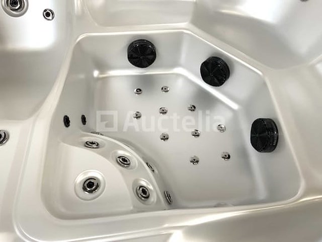 Rte jacuzzi las vegas - balboa - afbeelding 12 van  20