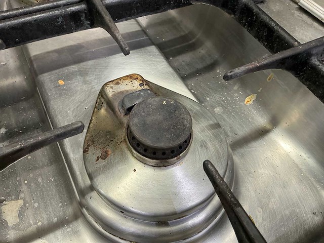 Rubbens gasfornuis met 4 bekkens en 2 kookplaten - afbeelding 12 van  12