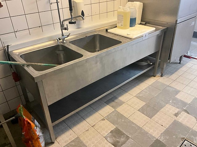 Rubbens spoeltafel - afbeelding 2 van  9