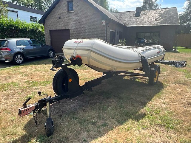 Rubberboot (rib) suzumar met trailer en buitenboordmotor inclusief toebehoren - afbeelding 1 van  42