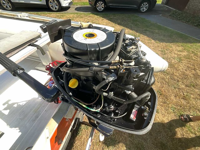 Rubberboot (rib) suzumar met trailer en buitenboordmotor inclusief toebehoren - afbeelding 26 van  42