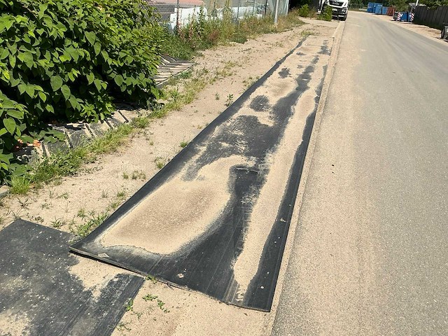 Rubberen rijmatten (5x) - afbeelding 6 van  6