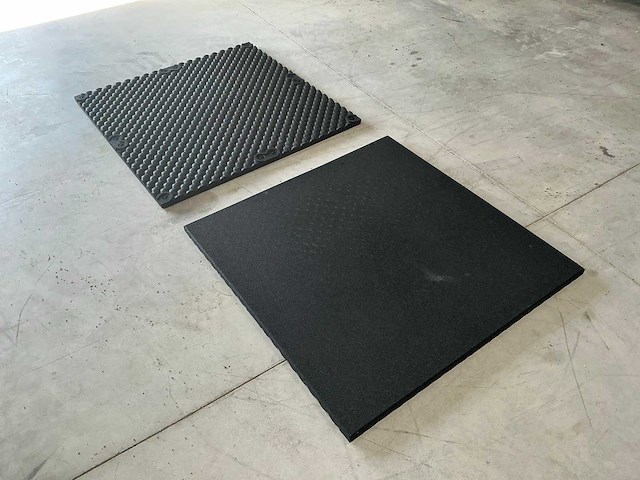 Rubberen tegel (35 m²) - afbeelding 2 van  4